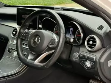 Mercedes-Benz C200