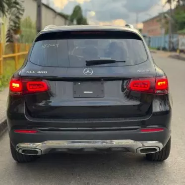 Mercedes-Benz GLC 300