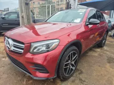 Mercedes-Benz GLC 300