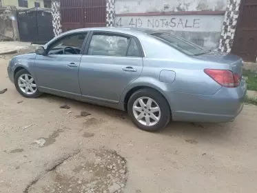 Toyota Avalon