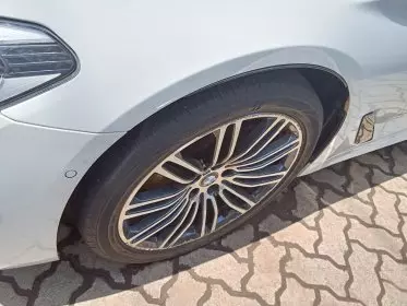 BMW 520i