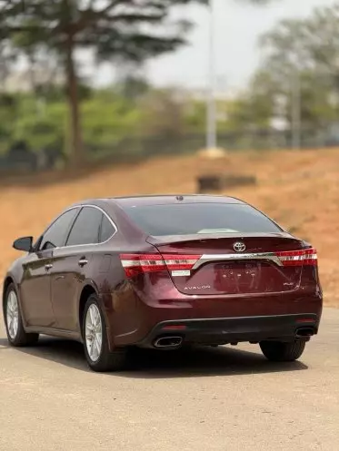 Toyota Avalon