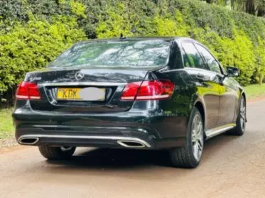 Mercedes-Benz E250