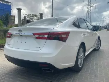 Toyota Avalon