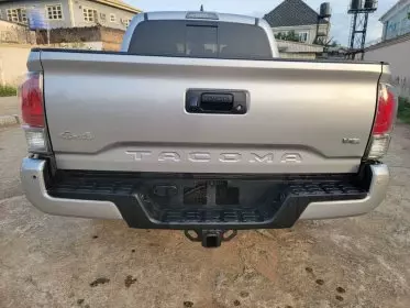 Toyota Tacoma
