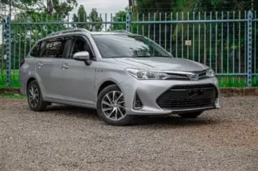 Toyota Fielder 