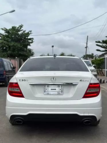 Mercedes-Benz C 300