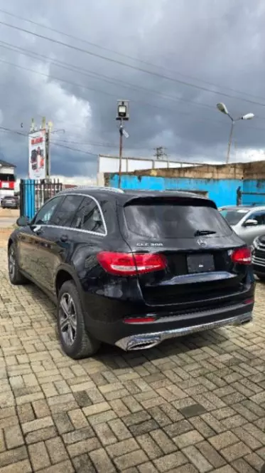 Mercedes-Benz GLC 300