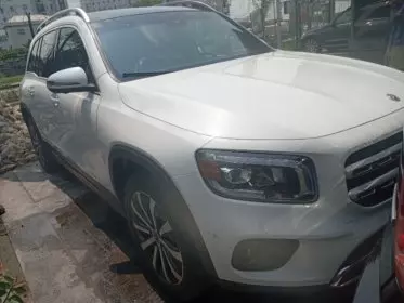 Mercedes-Benz GLB 250