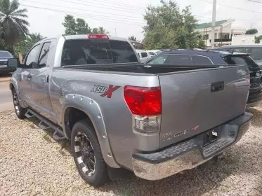 Toyota Tundra