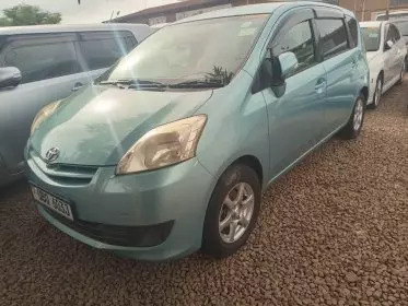 Toyota Passo Sette