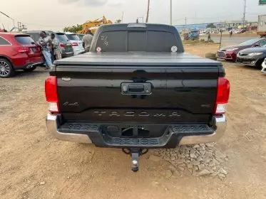Toyota Tacoma