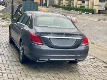 Mercedes-Benz C 300