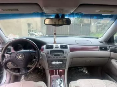 Lexus ES 300