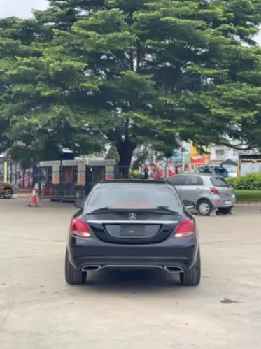 Mercedes-Benz C 300