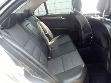 Mercedes-Benz C200