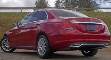 Mercedes-Benz C200