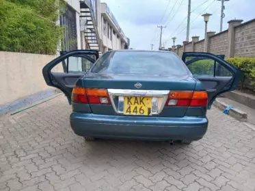 Nissan Sunny