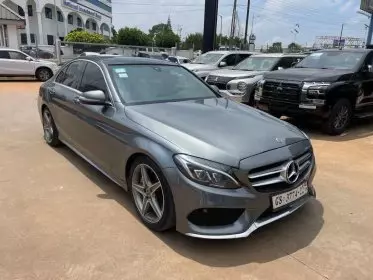 Mercedes-Benz C 300