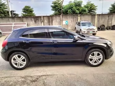 Mercedes-Benz CLA 250