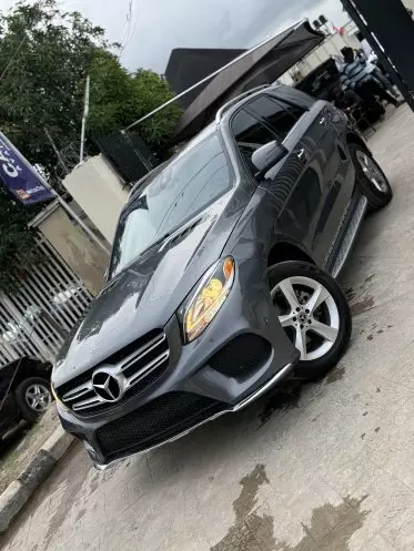 Mercedes-Benz GLE 350
