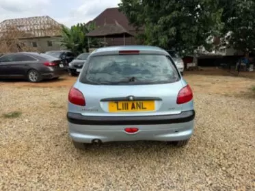 Peugeot 206
