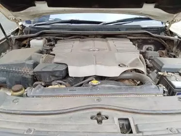 Toyota Landcruiser  V8