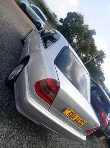 Mercedes-Benz 1820