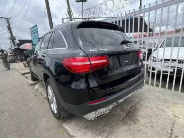 Mercedes-Benz GLC 300