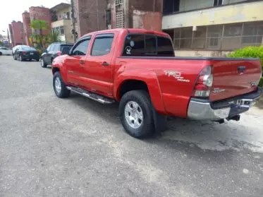 Toyota Tacoma