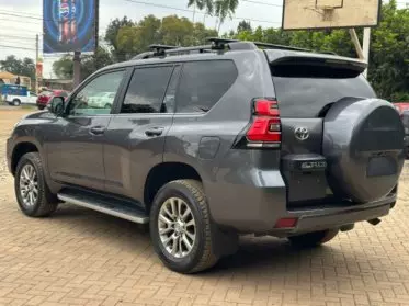 Toyota Prado