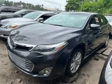 Toyota Avalon
