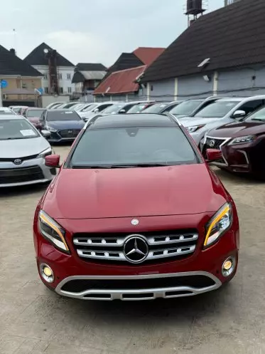 Mercedes-Benz GLA 250
