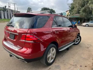 Mercedes-Benz GLE-Class