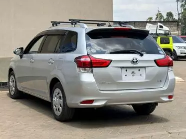 Toyota Fielder hybrid