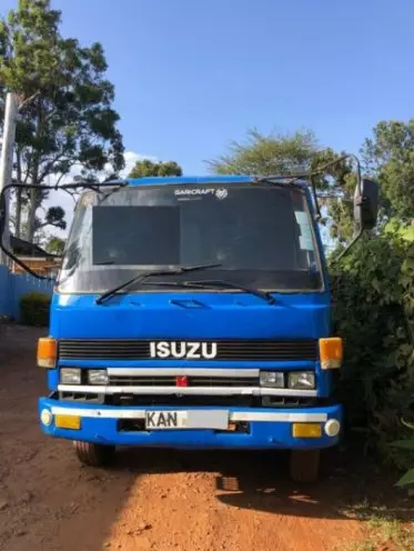 Isuzu Forward