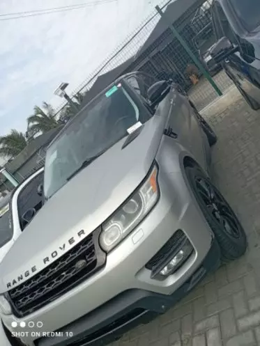 RANGE ROVER Autobiography