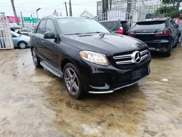 Mercedes-Benz GLE 350