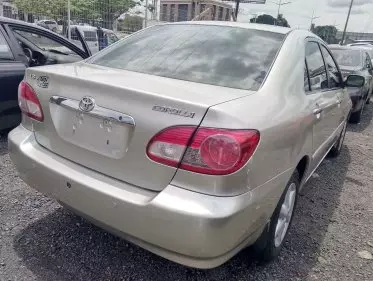 Toyota Corolla