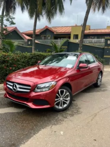 Mercedes-Benz C 300