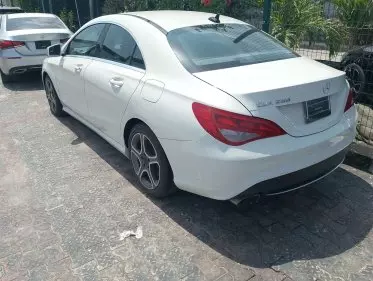 Mercedes-Benz GLA 250