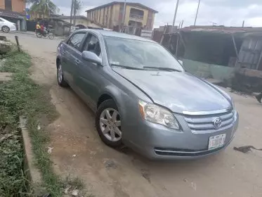 Toyota Avalon