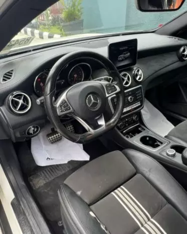 Mercedes-Benz GLA 250