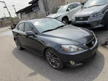 Lexus IS 300