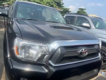 Toyota Tacoma