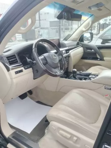 Lexus LX 570