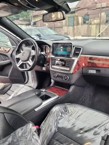 Mercedes-Benz ML 63 AMG