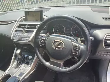 Lexus NX300h Hybrid
