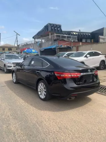 Toyota Avalon
