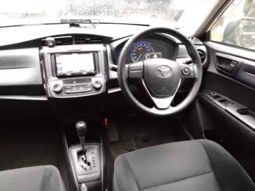 Toyota Axio hybrid 